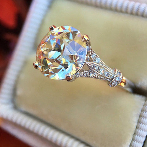 Elegant Silver Ring